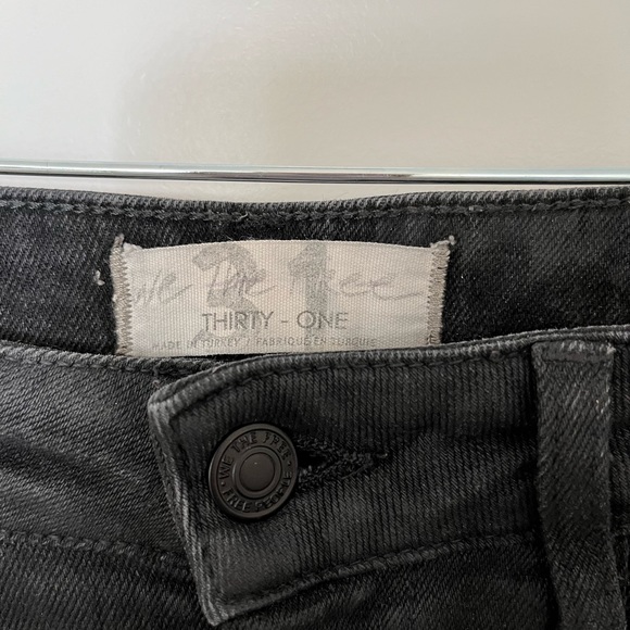 PRICE DROP! ✨ We The Free High Rise Skinny Jean - Picture 3 of 3